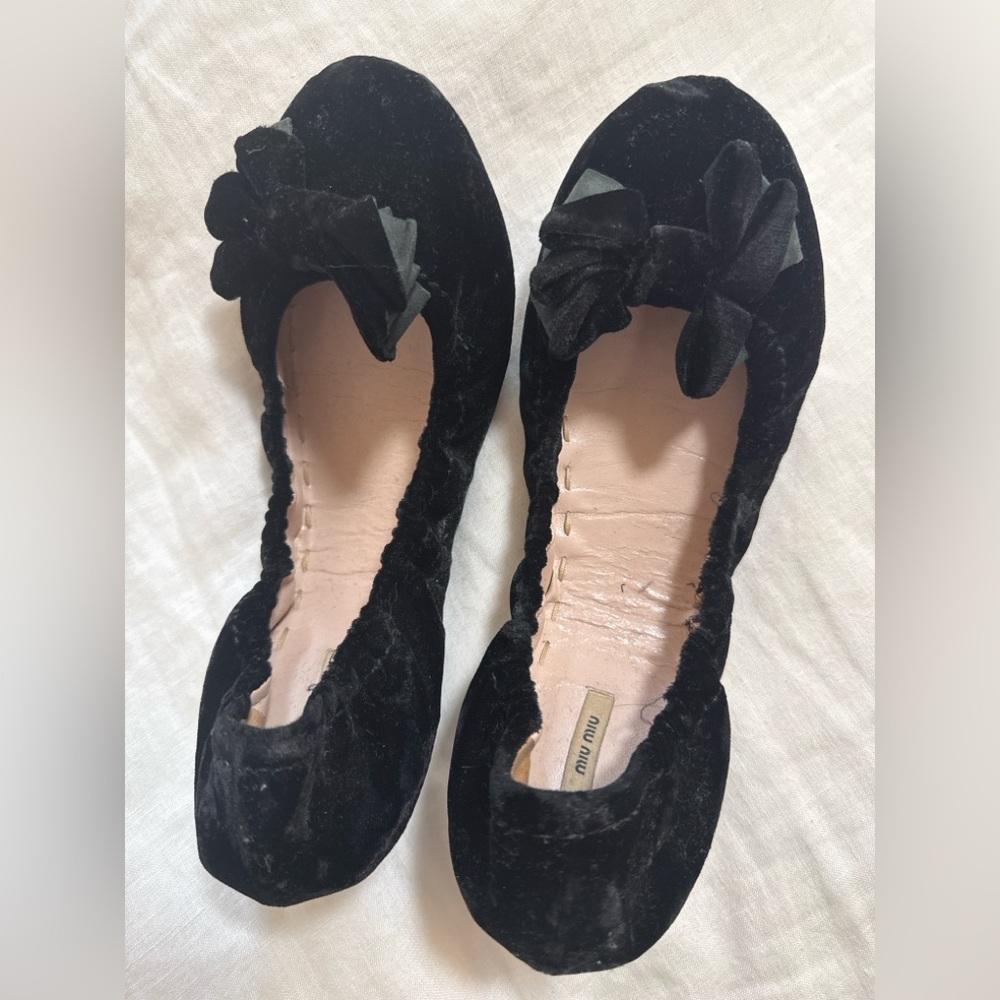 Miu Miu Black Velvet Flats with Bow Detail - Picture 2 of 4
